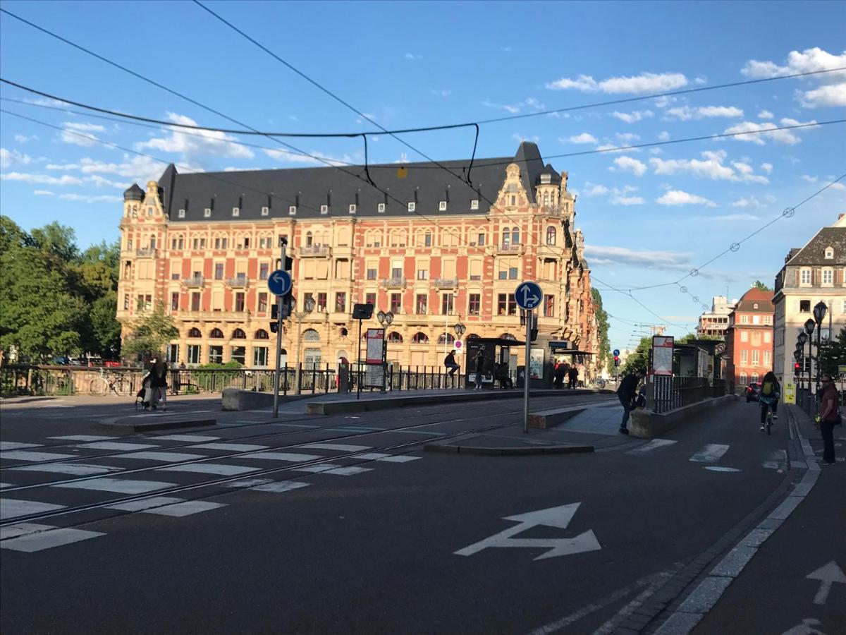 Ferienwohnung Quai des Pêcheurs Straßburg Exterior foto
